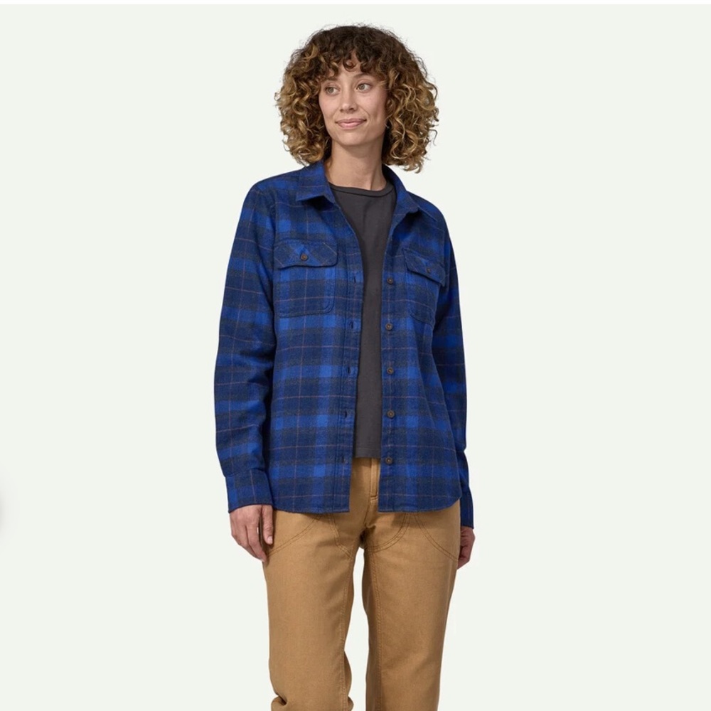 Patagonia Long-Sleeved Organic Cotton Midweight Fjord Flannel Shirt‎ New Navy